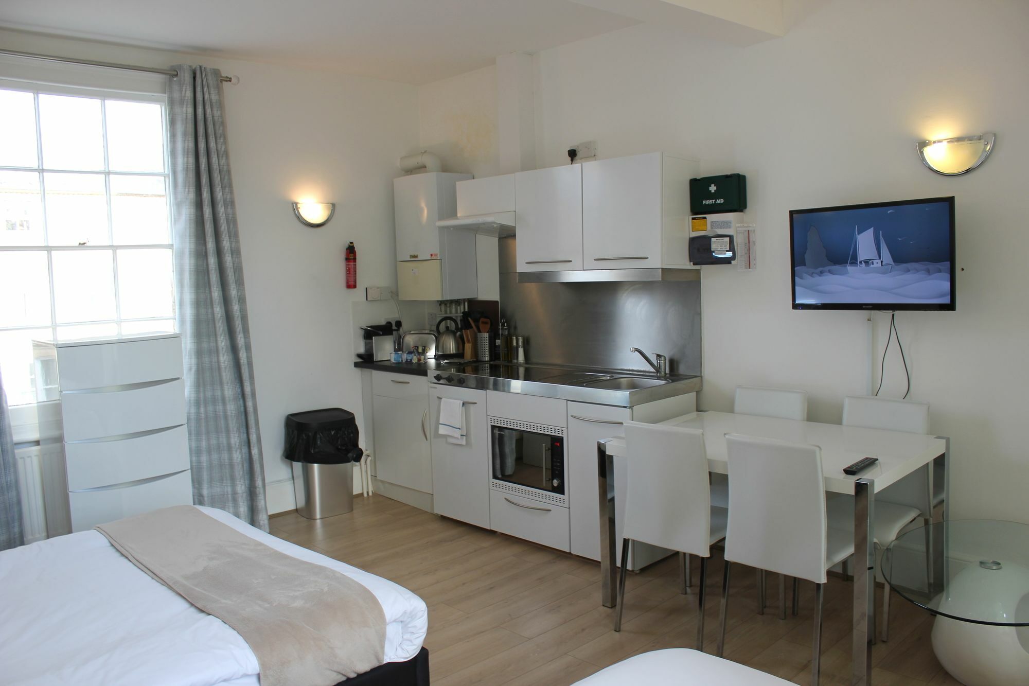 City Studios Apartment *